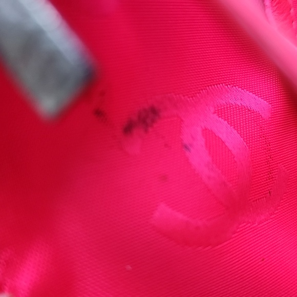 Rare Chanel Camden Organizer Clutch Purse Wristlet Quilted Calfskin Full Zip - Picture 10 of 12